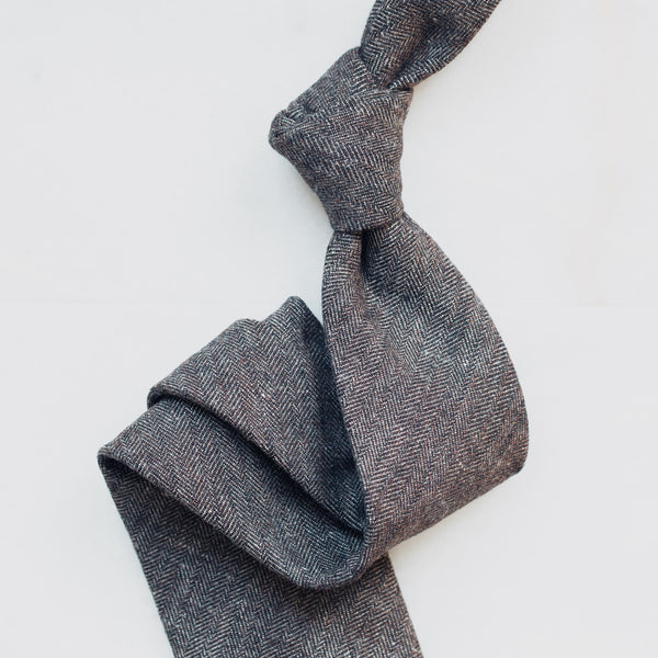Wool tie #009